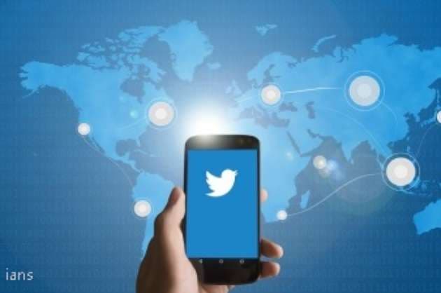 Twitter launches live scorecard  testing Community for Indian cricket fans