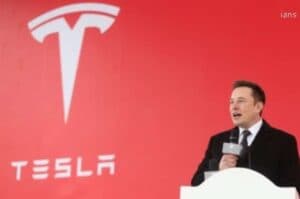 Elon Musk wants to build tech   science university in US