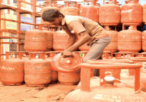 LPG costlier by Rs.3 per cylinder