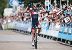 Austrian cyclist sets new world hour record