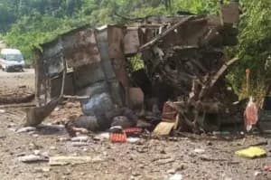 Maoist attack kills 5  in