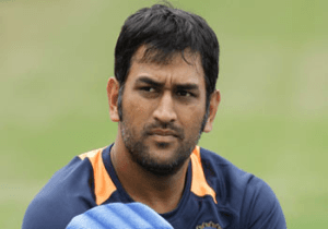 Dhoni rubbishes reports of dressing room unrest