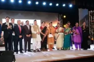 Governor honoured family
