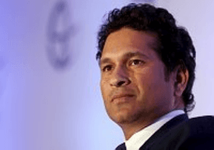 Loudest cheers for Tendulkar, boos for Srinivasan