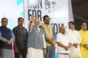Modi lauds woman power  U