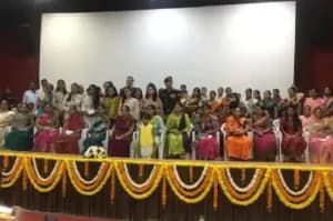 Army fetes Veer Naris to