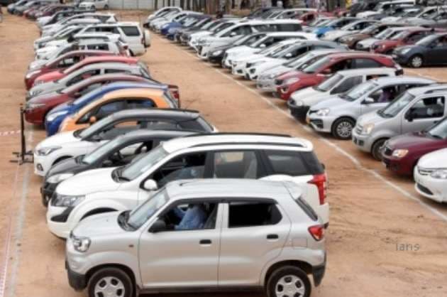 Covid third wave  supply issues dent India s Jan retail sales  FADA