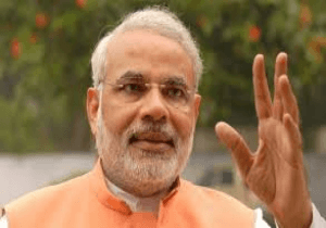 Modi slams Rahul, asks people to choose ‘dream team’