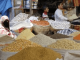 Govt to sell 10.5 mt FCI foodgrain in open mkt