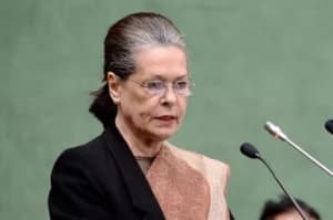 Sonia Gandhi sets up cont