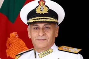 Naval Chief visits Iran f