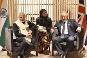 Modi arrives in London