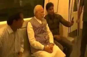 PM takes a surprise metro