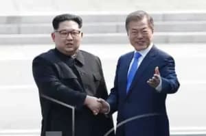Korean leaders meet for h