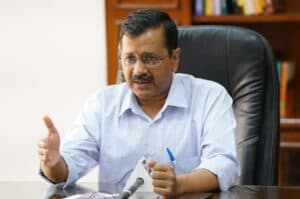 Delhi allows electricians  plumbers  sale of books