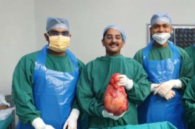 Girl aged 12 with 5 kg tumour gets new life after surgery  Ld