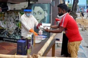 Most MP liquor shops shut  HC restrains govt from action