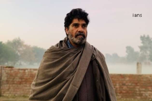Suvinder Vicky breezes past another  Milestone