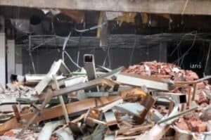 B luru pvt hospital s portico collapses  4 labourers rescued