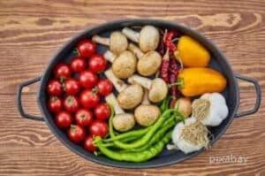 Role of healthy and unhealthy food in our diets