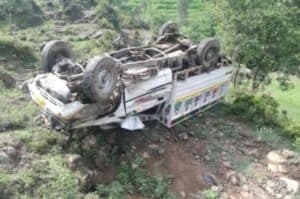 26 injured in J K road accident