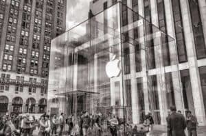 Apple to announce Intel break up early next week  Report
