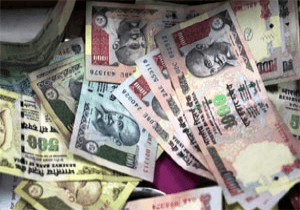 EC ropes in govt agencies to check on black money movement