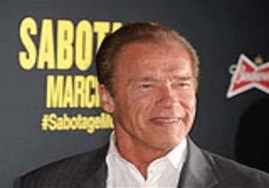 Schwarzenegger defends movie violence