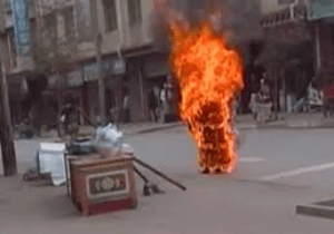 Youth sets himself ablaze, hugs BSP leader