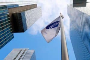Samsung bounces back as 2nd largest smartphone brand in India