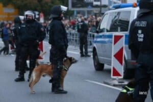 Huge blast rocks Germany s Leverkusen city