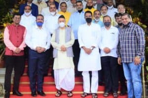 Governor Koshyari felicitates 27 Jain Sanghas for their work during COVID pandemic