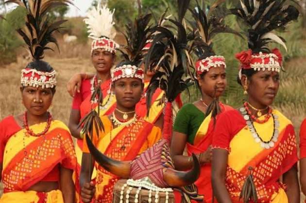 Now public poll in tribal dialects in Maoist hit areas
