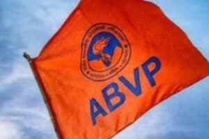 ABVP activists caned for blocking Maha minister s car