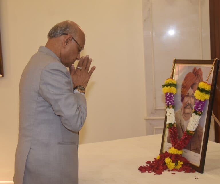 Governor pays tributes to Chhatrapati Shahu Maharaj