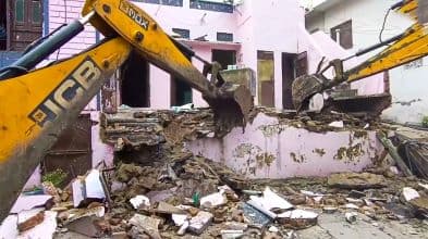 Supreme Court Considers Guidelines Barring 'Bulldozer Justice'