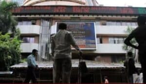 Indian Stock Market Opens Flat, Realty Stocks Shine