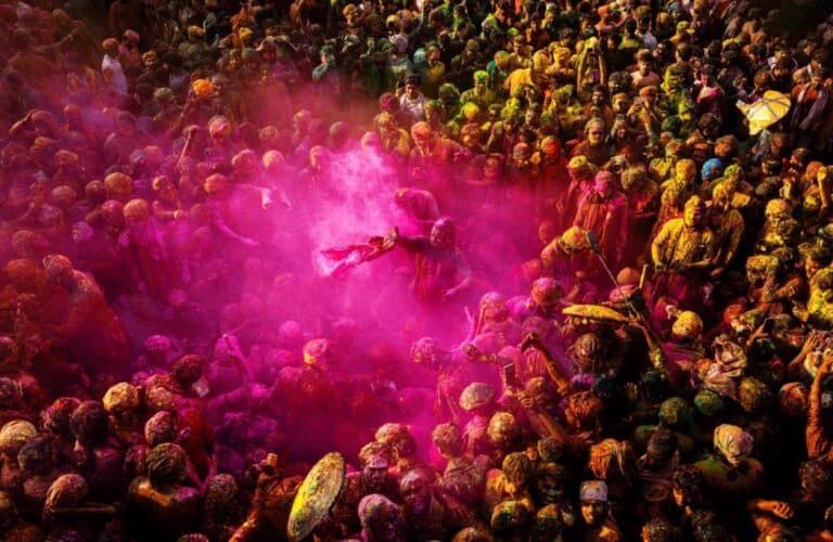 Holi a Symbol of India's Precious Cultural Heritage, Says President Murmu
