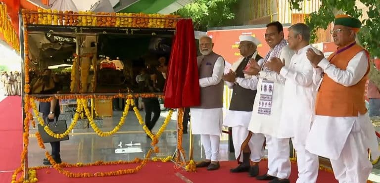 PM Modi Inaugurates Amrit Bharat Deshnoke Railway Station, Flags off Bikaner-Mumbai Train Service