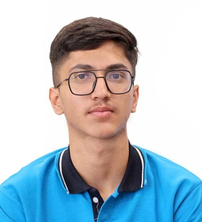 NEET UG 2025 Results: Mahesh Kumar Tops Exam With 686 Marks