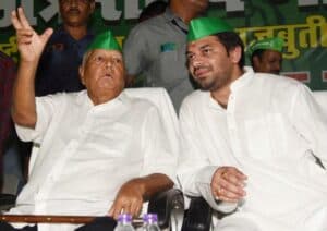 Tej Pratap Yadav Gets Support From Akhilesh Yadav After Expulsion From RJD