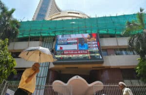 Indian Stock Market Settles In Green Ahead of US Fed Meet