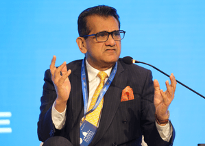 Amitabh Kant Lauds UPI For Surpassing World Leader Visa