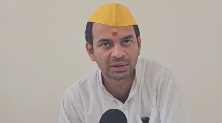 'People Will Decide': Tej Pratap Evasive on Mahagathbandhan vs NDA in Bihar