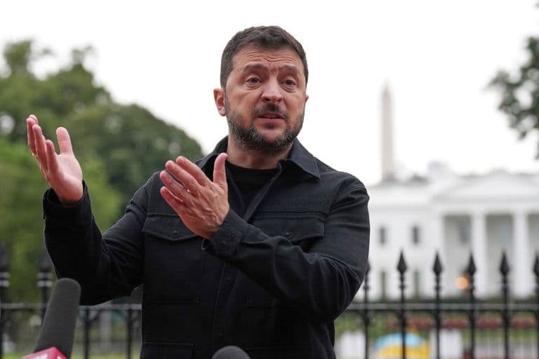 Ukrainian Security Guarantees Would Include Purchase of $90 Billion of American Weapons: Zelensky