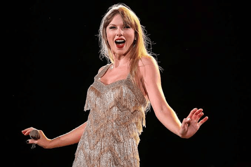 Taylor Swift Shows Off Her Vintage-Style Engagement Ring