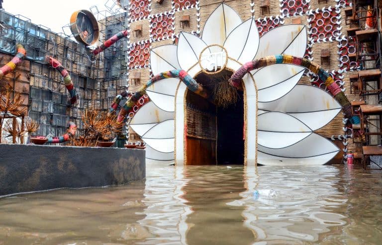 Kolkata Records Heavy Rain on Vijayadashmi, May Affect Durga Idols' Immersion