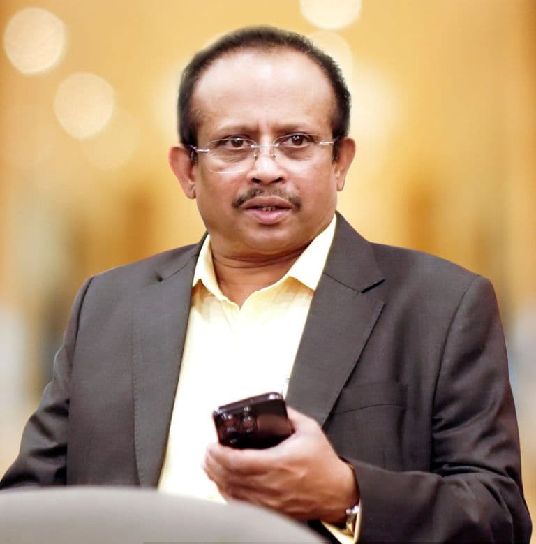 Indo-Arab Confederation Marks 30 Years with Grand Global NRI Convention, Akbar Travels Chairman Honoured
