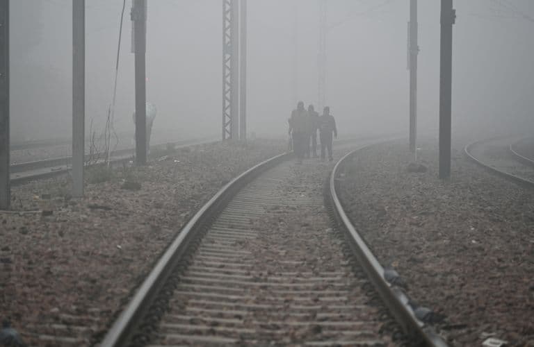 Dense Fog Disrupts Flight and Rail Services Across North India