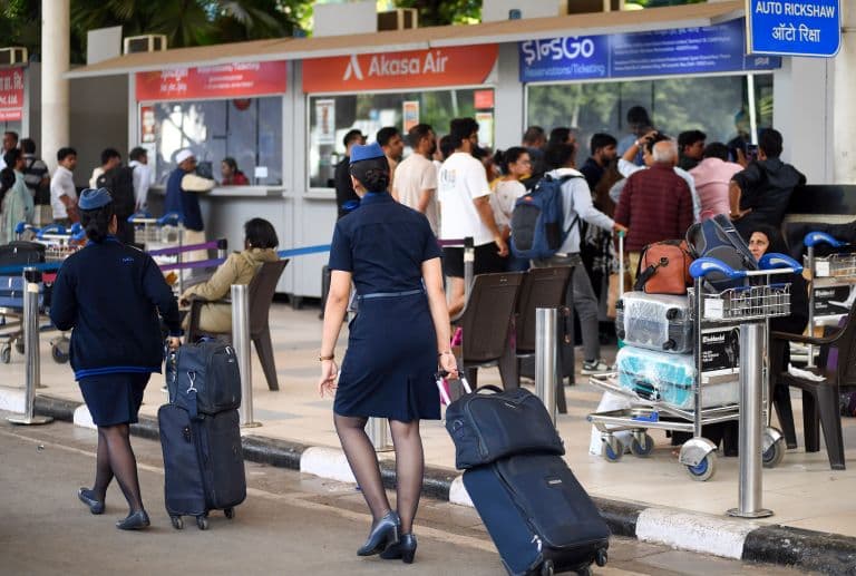 India-Pakistan Tensions, Rupee Fall May Push Aviation Losses to Rs 180 Billion in FY26